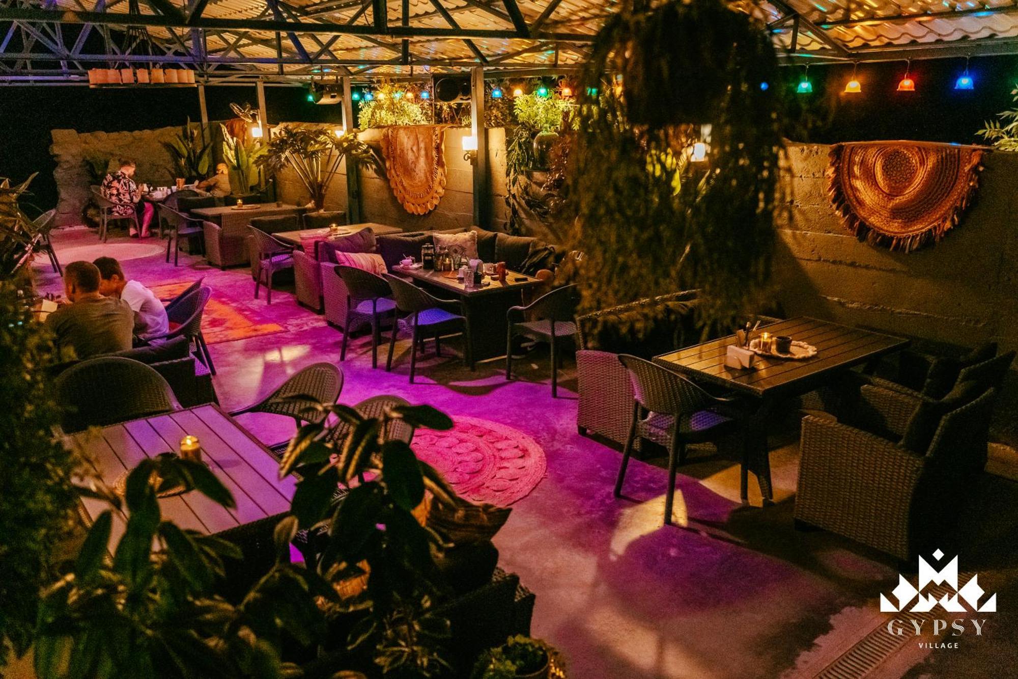Gipsy Village Park Hotel Asureti Exterior photo
